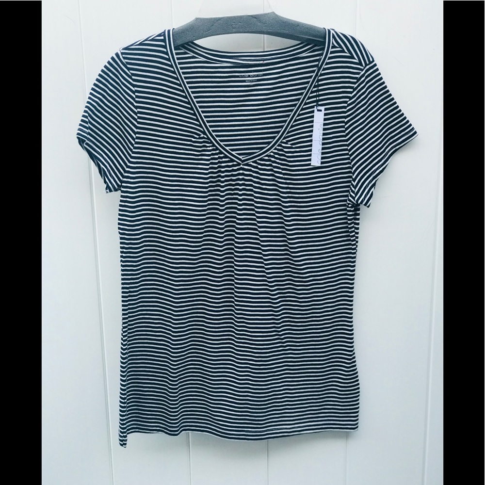 Cole Daniel new With Tags vneck Top Short Sleeve